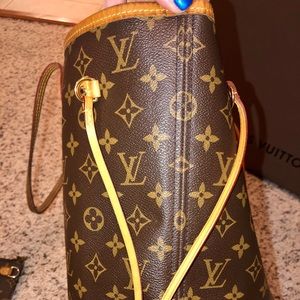 More pics for Louis Vuitton